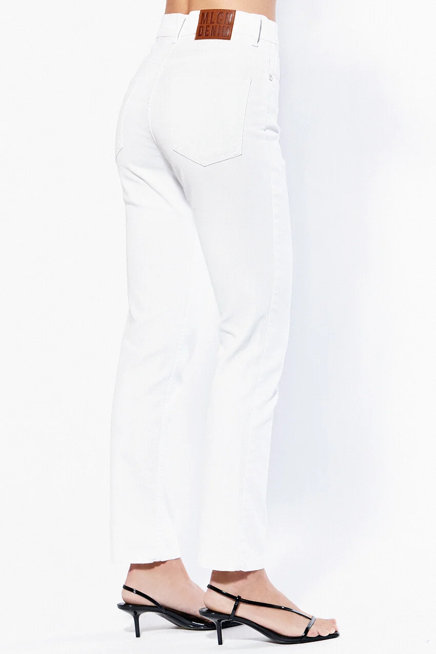 Boyfriend Mommy Blanco